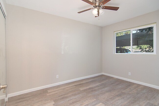 Building Photo - Ground floor 1 bedroom in quiet neighborho...