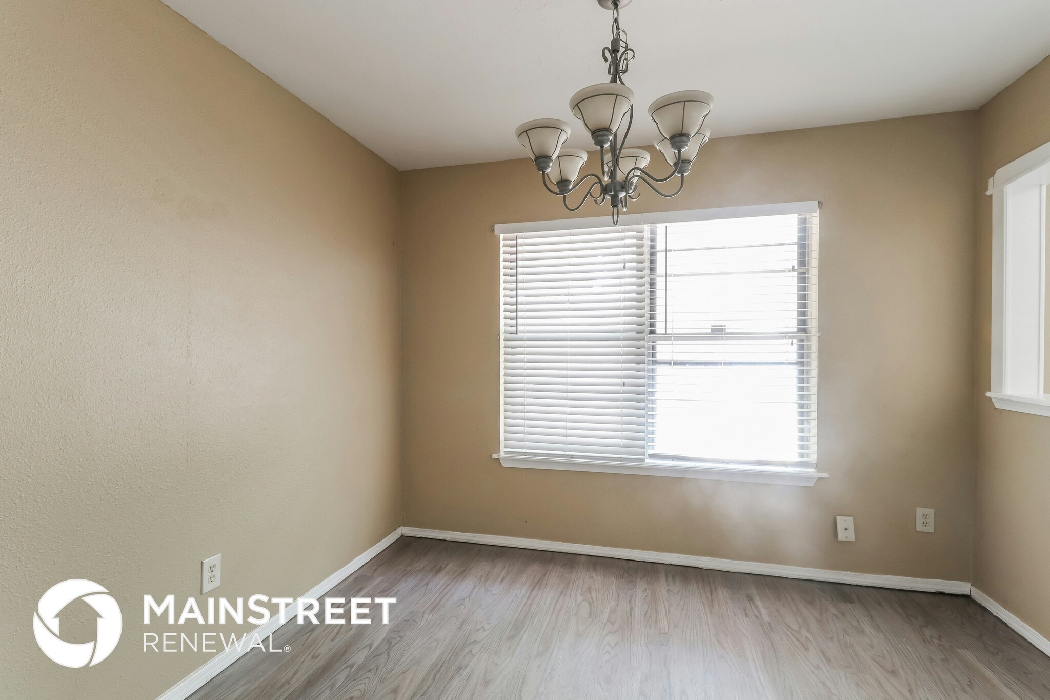 Building Photo - 11520 Bel Air Pl