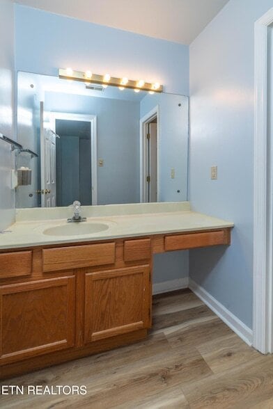 Building Photo - 136 Durwood Rd