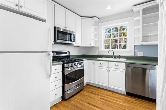 Building Photo - 1219 State St NW