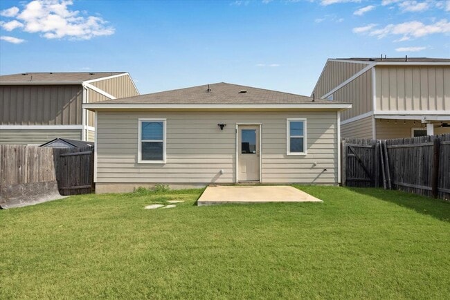 Building Photo - 6401 Graymont Dr