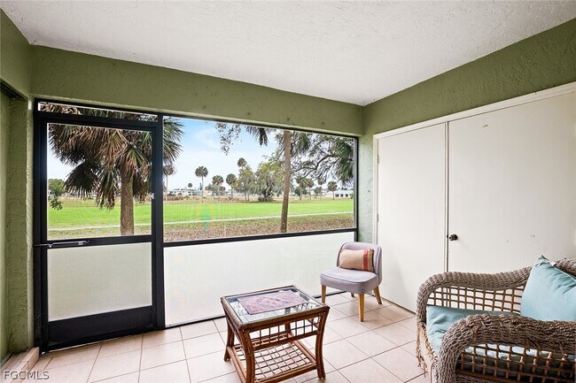 Building Photo - 2039 Golfside Village Dr