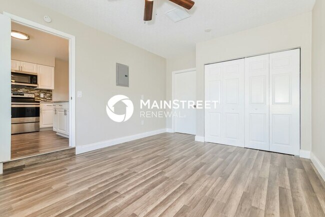 Building Photo - 3 Bedroom Pet-Friendly Home in ORLANDO, FL...