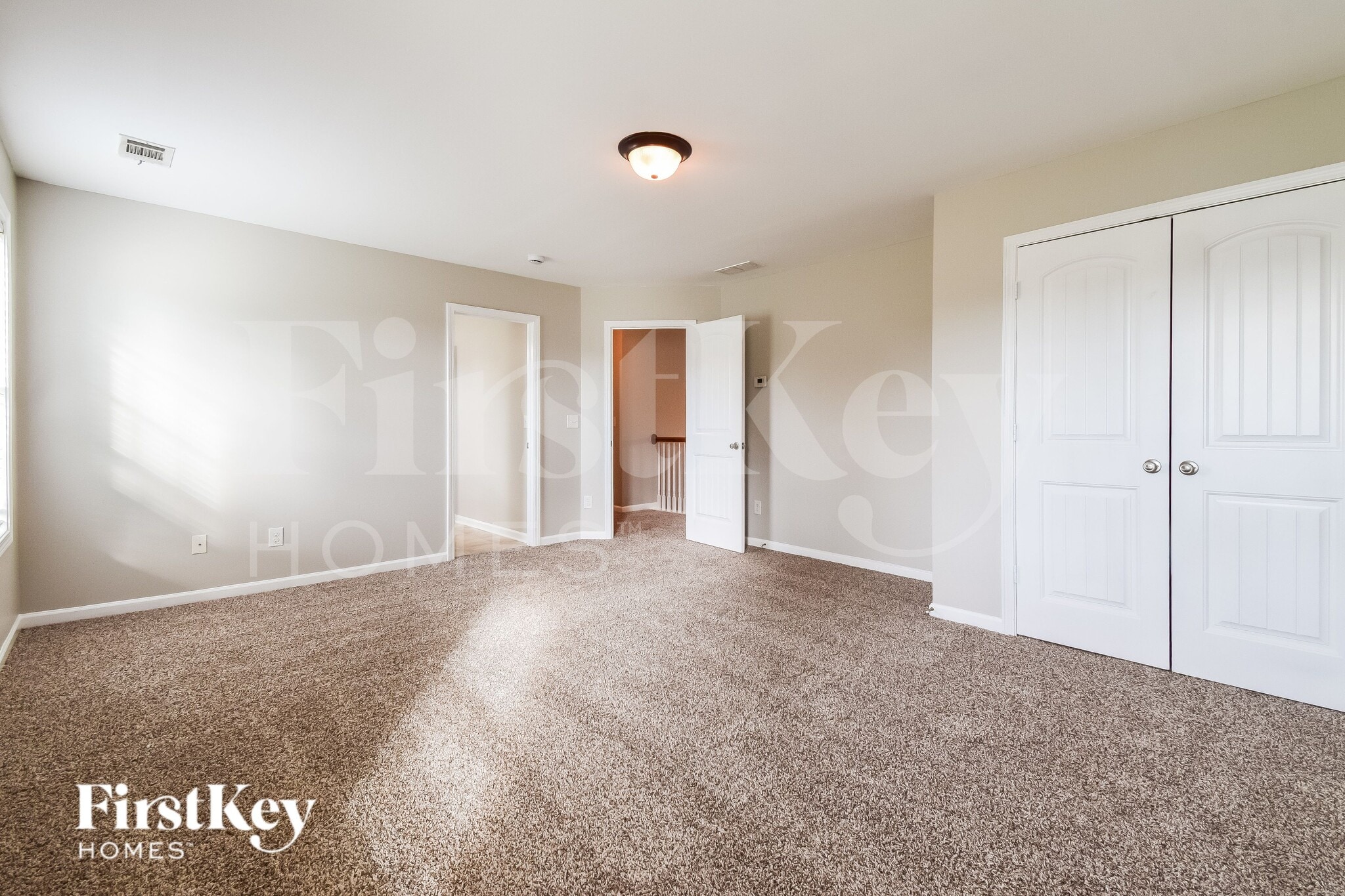 Building Photo - 6303 Spring Cove Dr