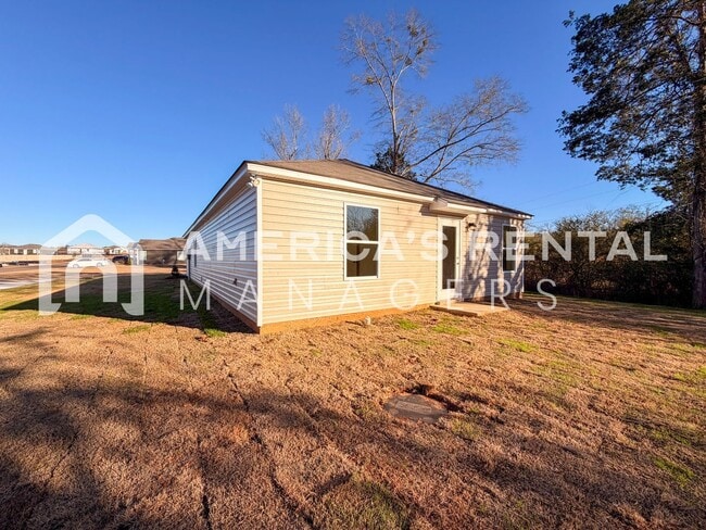 Building Photo - Coming Soon! Available to View NOW!!! DEPOSIT PENDING!!!