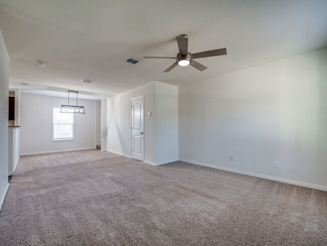 Building Photo - 6528 Chevlar Pass