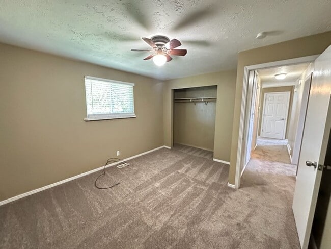 Building Photo - 6046 S 4000 W