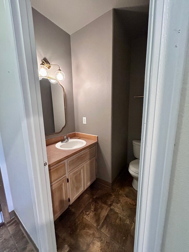 Building Photo - 15814 NE 90th St