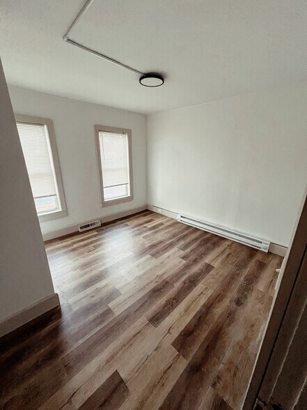 Building Photo - 20 Park St