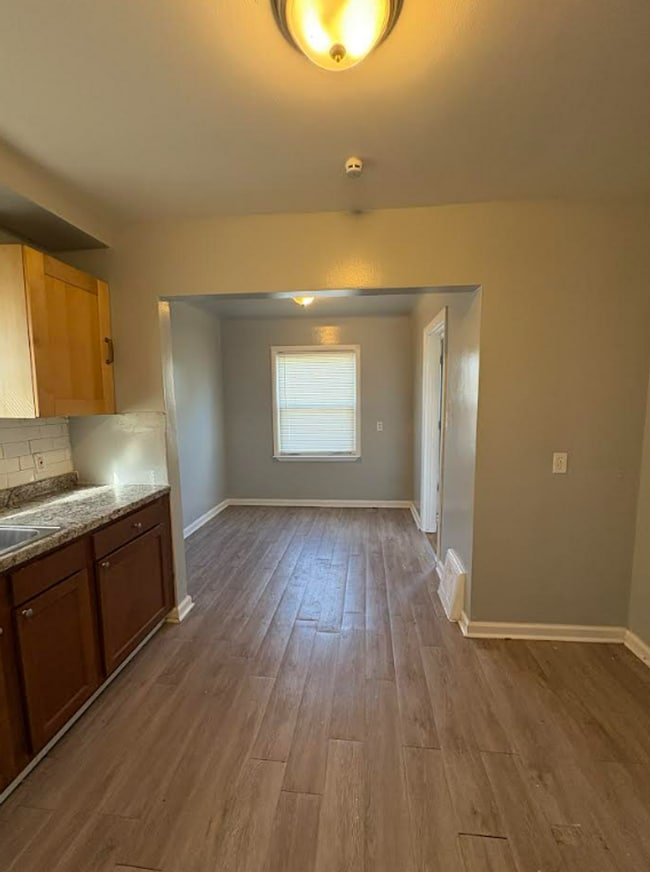 Building Photo - 2669 Electric- 3 BEDS & 2 BATH FOR RENT!