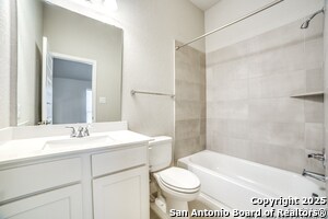 Building Photo - 2131 Thayer Cv