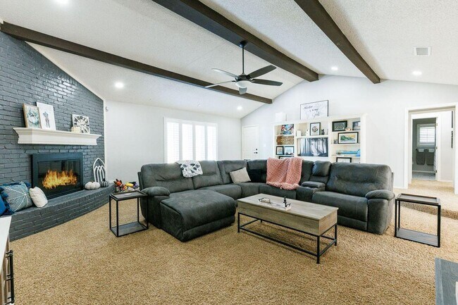 Building Photo - 5526 75th St