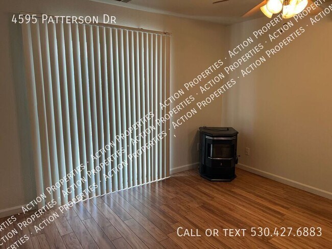 Building Photo - 4595 Patterson Dr