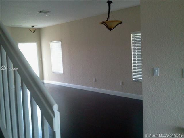 Building Photo - 8301 NW 107th Ct  1-22