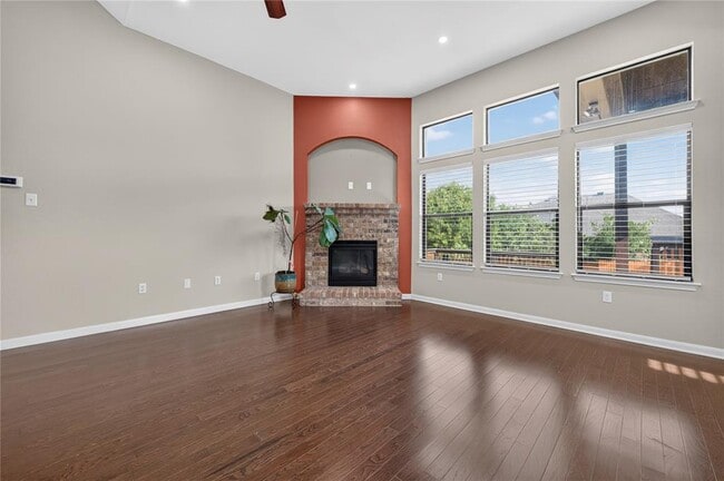 Building Photo - 15812 Pearson Brothers Dr