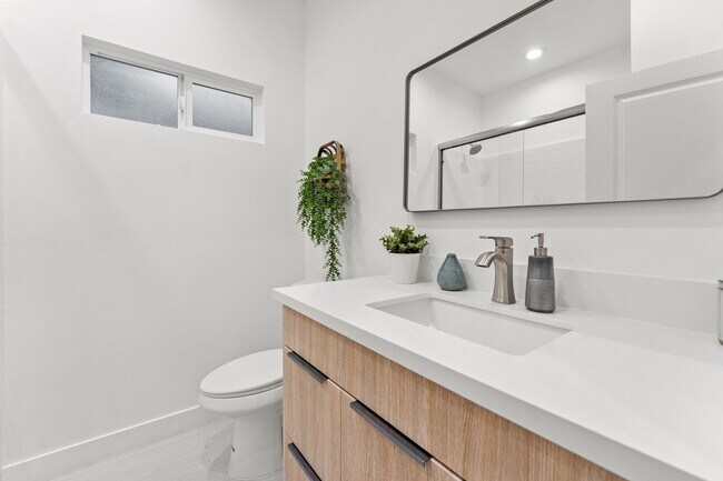Building Photo - Patterson Way- Truslow ADU