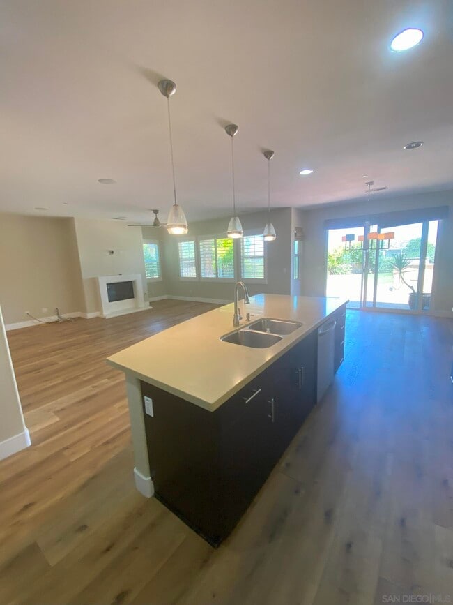 Building Photo - 7422 Sitio Montilla