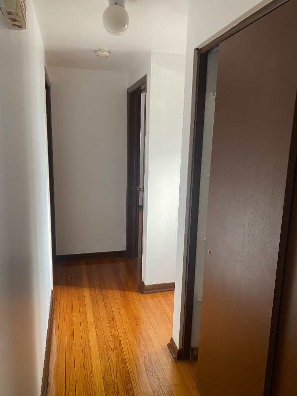 Building Photo - 2704 E 76th St