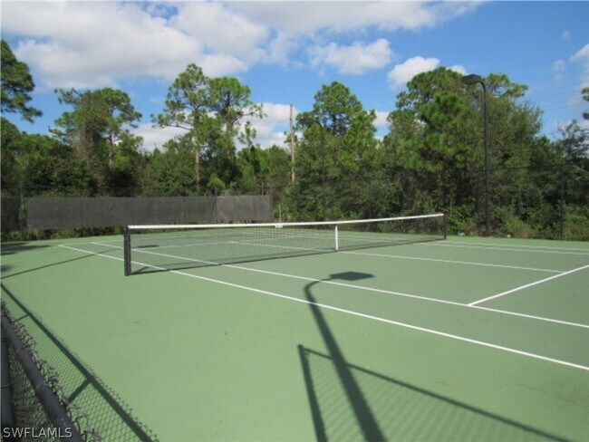 Building Photo - For Lease – Spacious 4-Bedroom Coach Home in Avalon Preserve