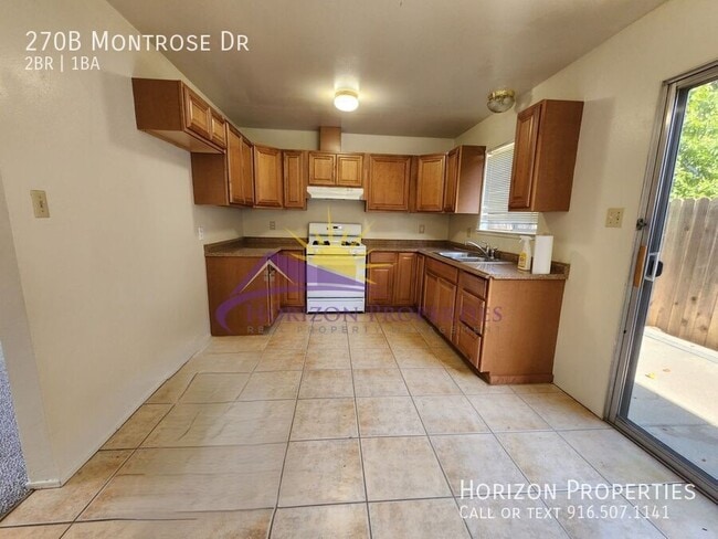 Building Photo - 270 Montrose Dr