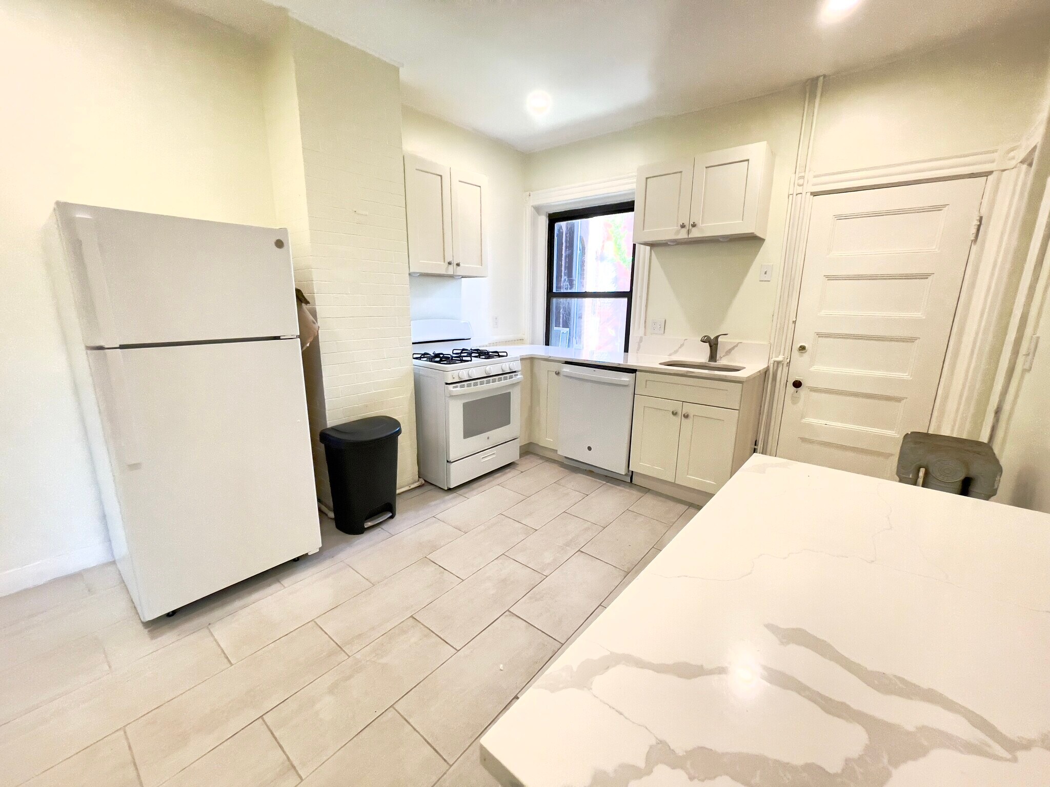 Kitchen - 1857 Beacon St