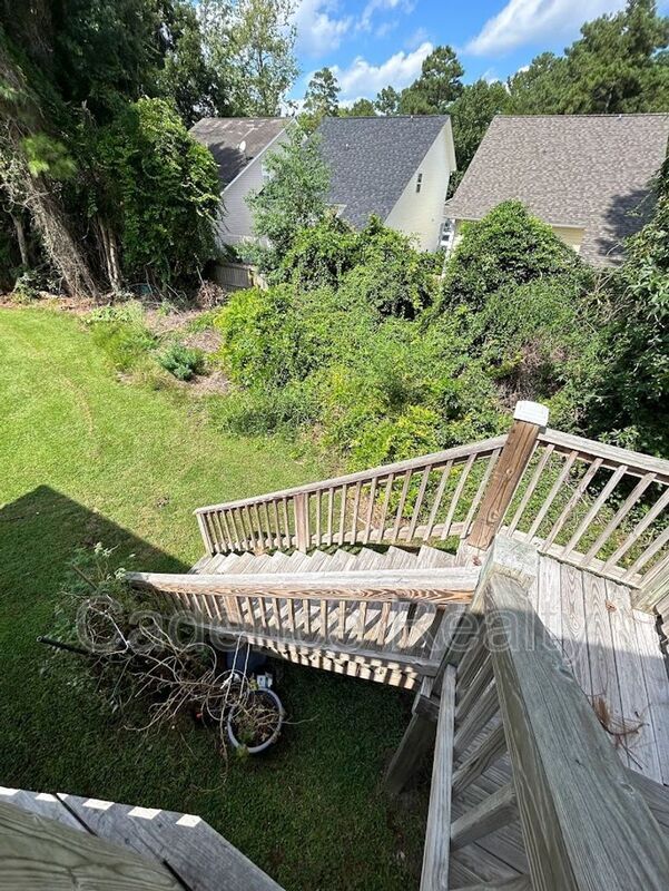 Building Photo - 4619 McClelland Dr