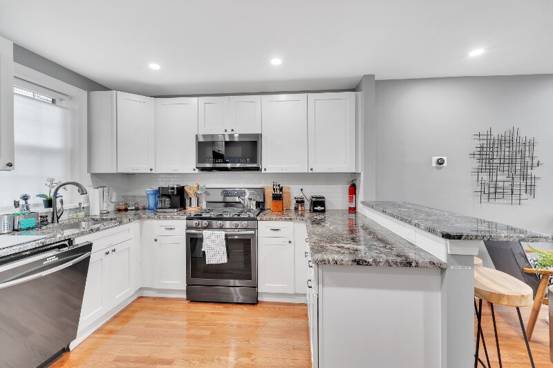 Building Photo - 2929 Gerritt St
