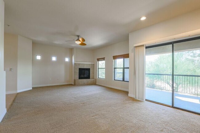 Building Photo - 21320 N 56th St