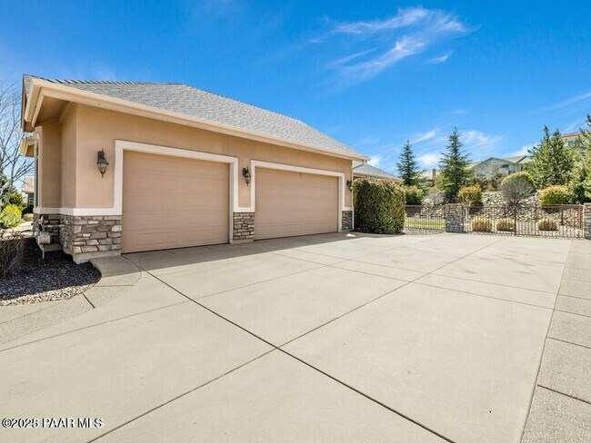 Building Photo - 1571 Gettysvue Way