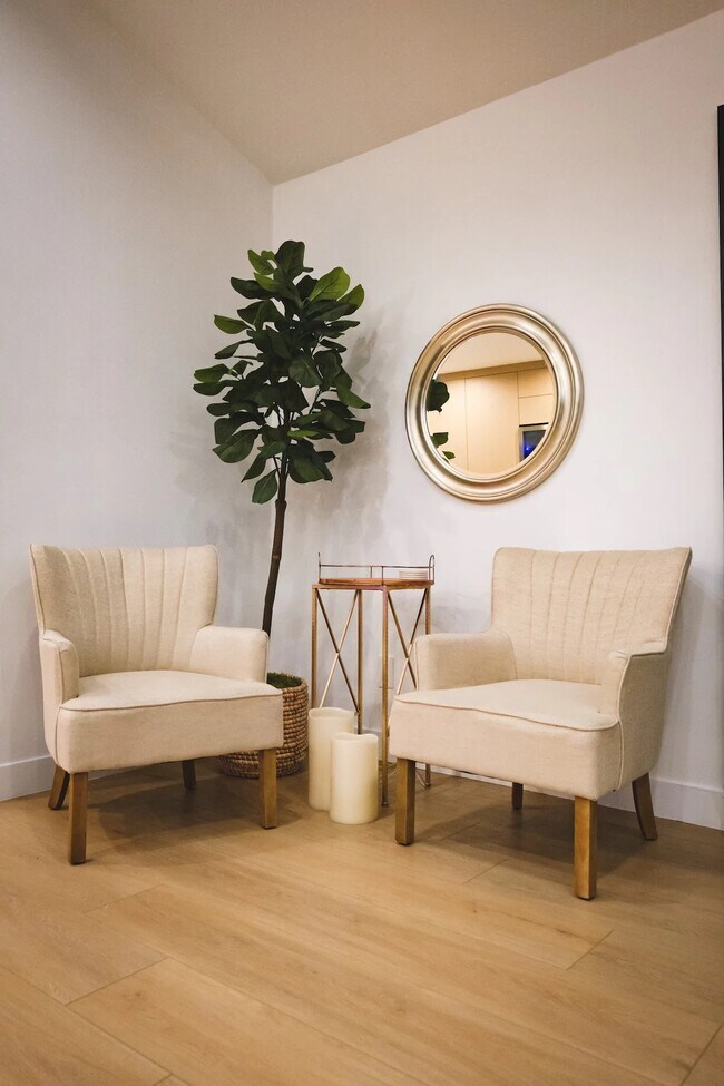 Building Photo - 1907 Maginn Dr