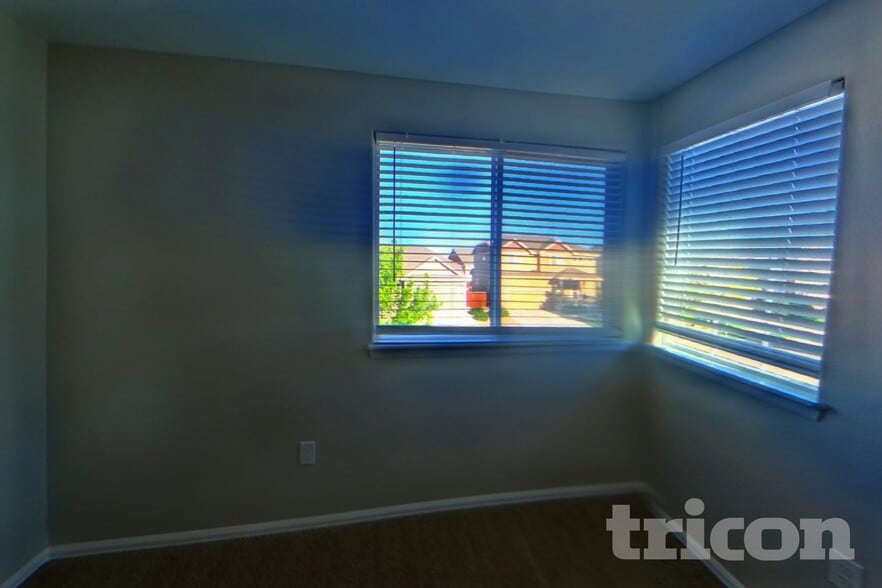 Building Photo - 1625 First Light Dr