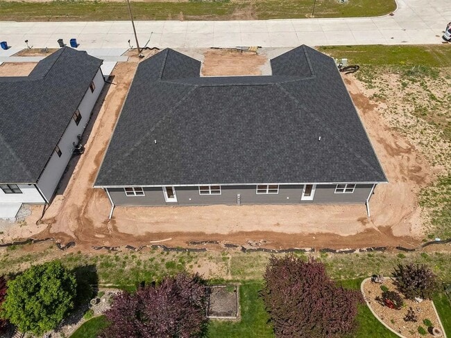 Building Photo - 411 Founders Wy