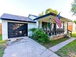 Building Photo - 2808 Grayson Dr