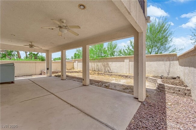 Building Photo - 638 Ribbon Grass Ave