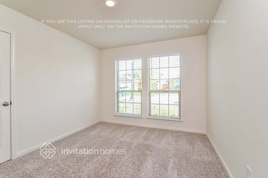 Building Photo - 141 Magnolia Dr