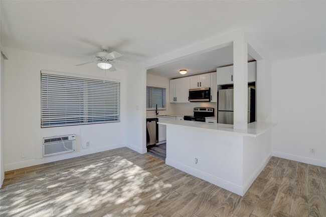 Building Photo - 4609 Bougainvilla Dr