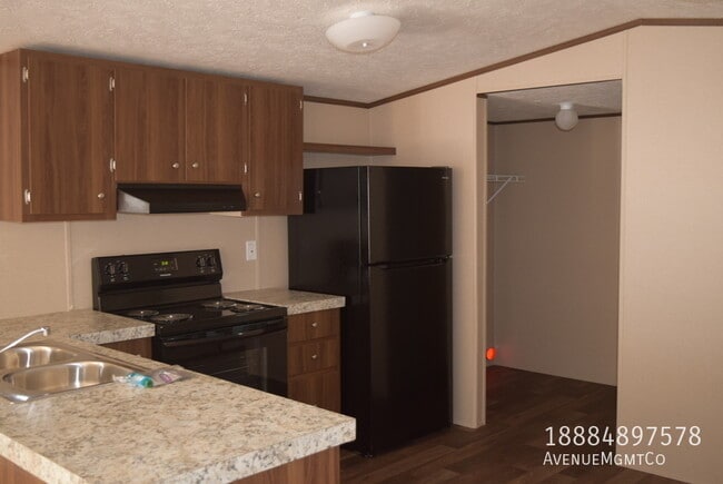 Building Photo - 312 Old Tavern Ln