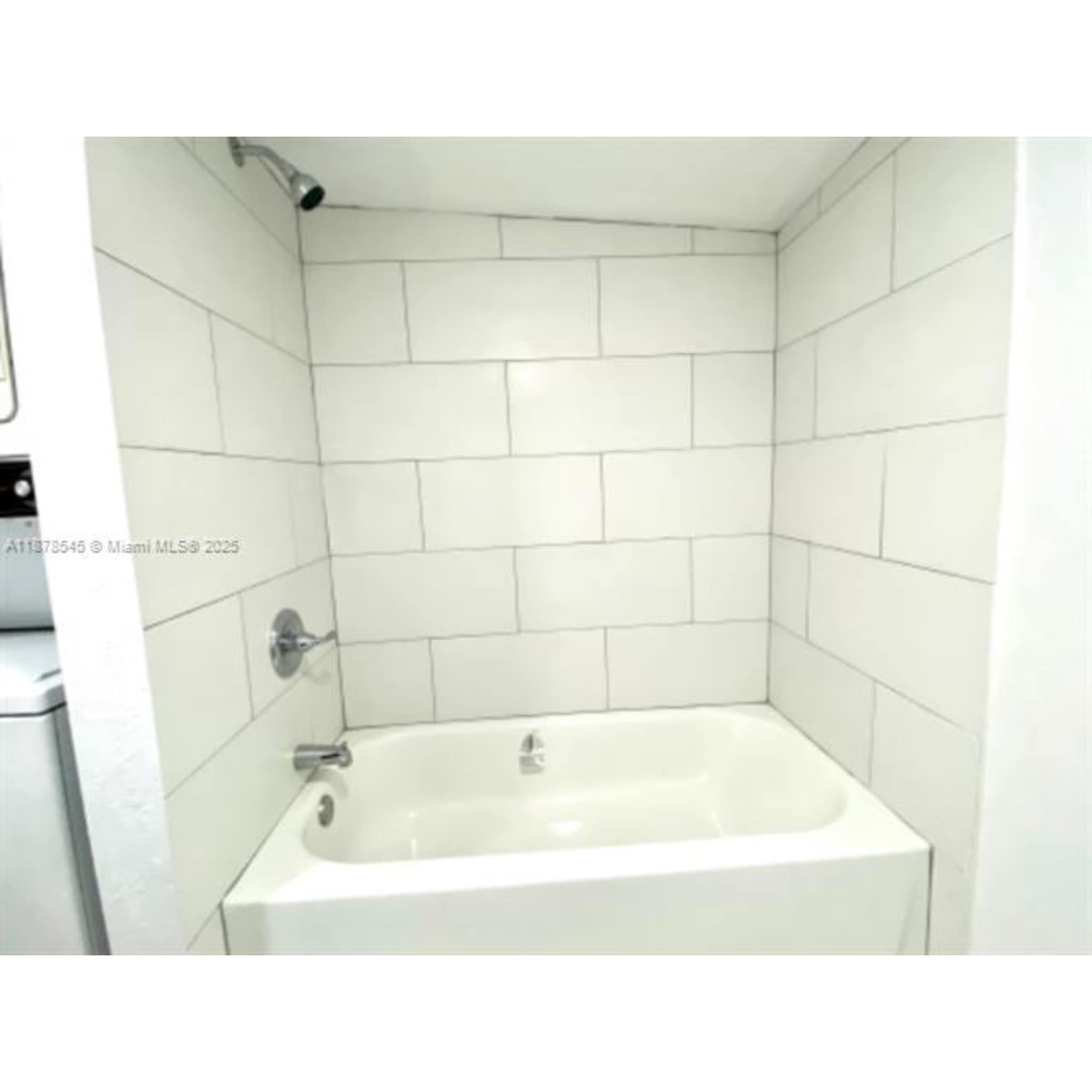 Building Photo - 4307 SW 9th St