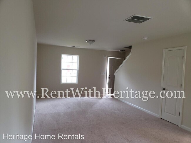 Building Photo - 3 br, 2.5 bath House - 4033 Sitka Drive