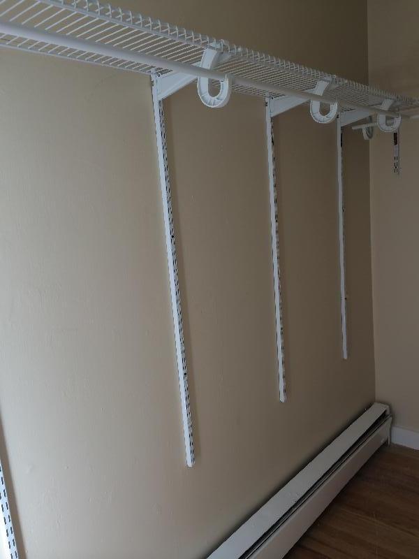 Building Photo - 214 Hanover St