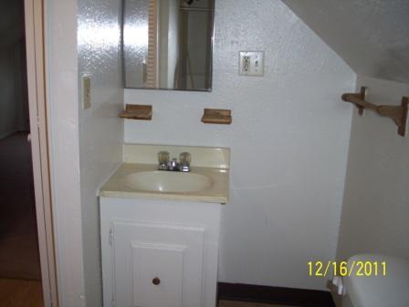 Building Photo - 202 E Kline St