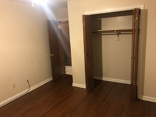 Building Photo - Longview - 1500-1502 Arland Dr.