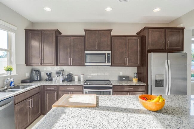 Building Photo - 7245 Half Moon Lake Dr