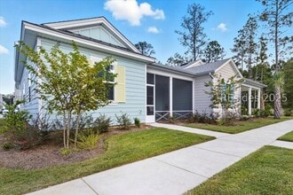 Building Photo - 215 Tropics Ave