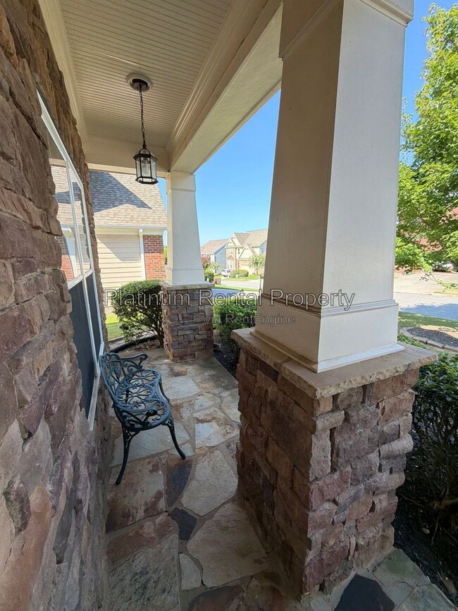 Building Photo - 4315 Avondale Ln