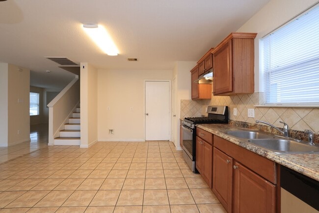 Building Photo - 12054 Mallard Stream Ct