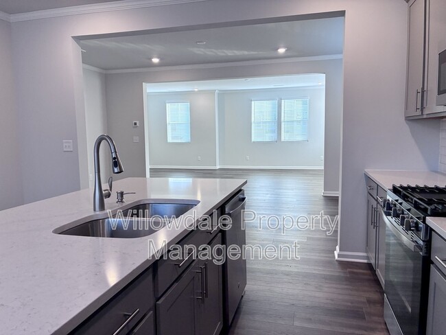 Building Photo - 514 Light Oak Wy