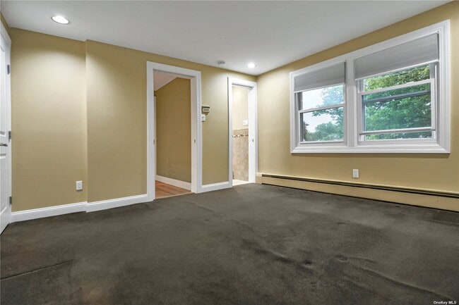 Building Photo - 34 Millbrook Dr