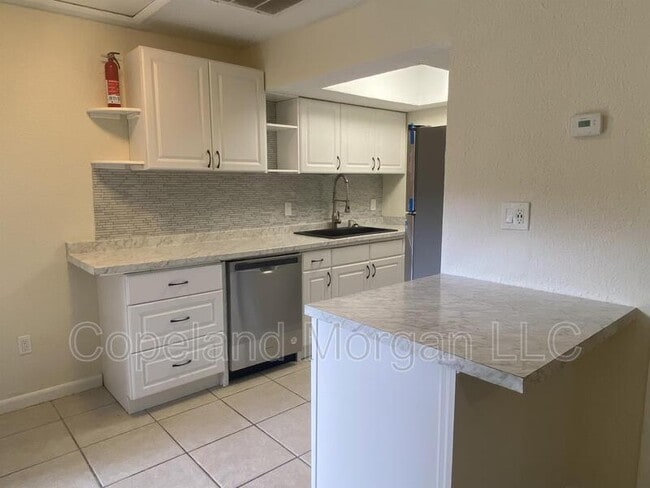 Building Photo - 1414 San Juan Ct