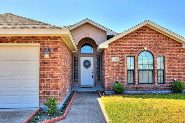 Building Photo - 2542 Windrose Dr
